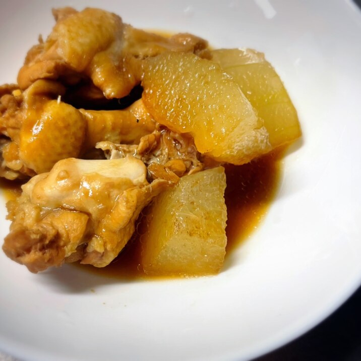【甘さ控えめ】手羽元のさっぱり煮〜冬瓜入り〜
